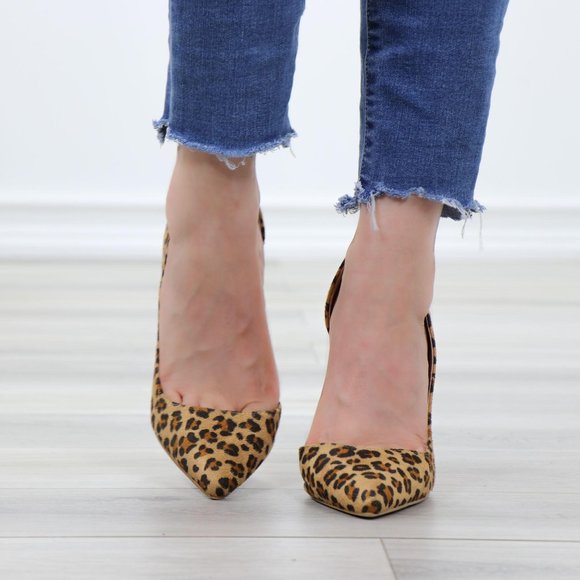 Faux Leopard Suede Pointy Toe Slip On High Heels - Picture 10 of 13